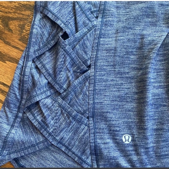 - 🙌EUC LULU-LEMON VAR-CITY MUSCLE TANK - Picture 7 of 8